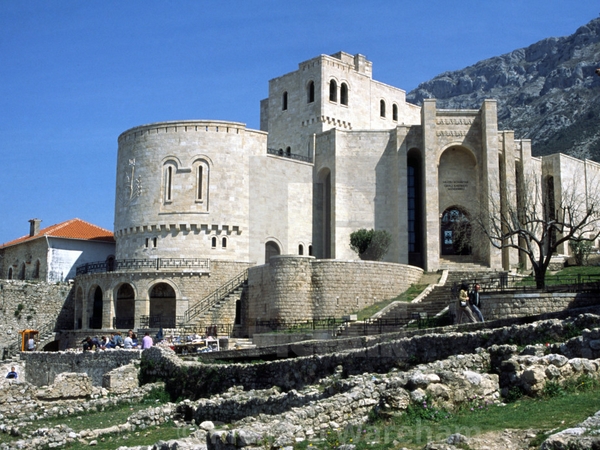 Castelul Kruja