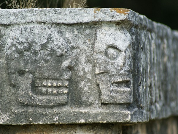 Sculptura de la Chichen Itza