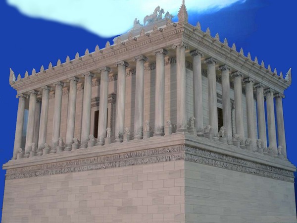 Macheta Mausoleului din Halicarnas