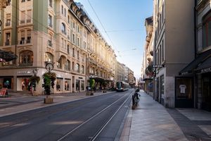 Rue du Rhone 